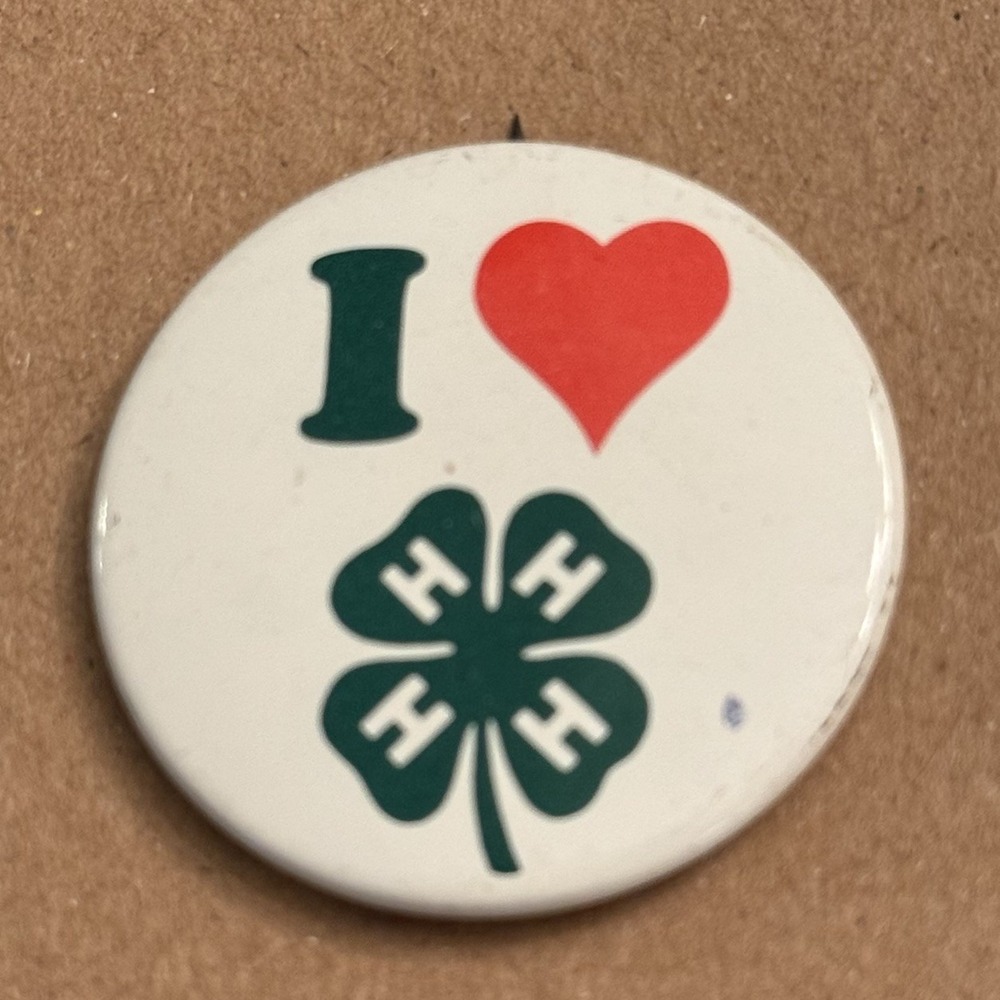 I Love 4H Heart Farm Vintage Pinback Button Pin Round Circle